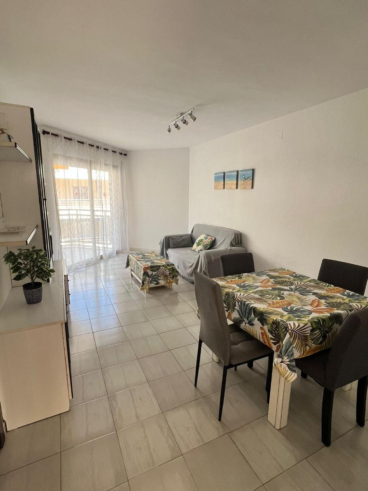 Apartamentos Versailles Villafortuny Kültér fotó